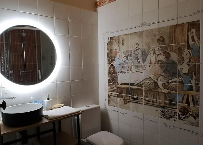 Bed & Breakfast Les Visages Des Tournelles 3*